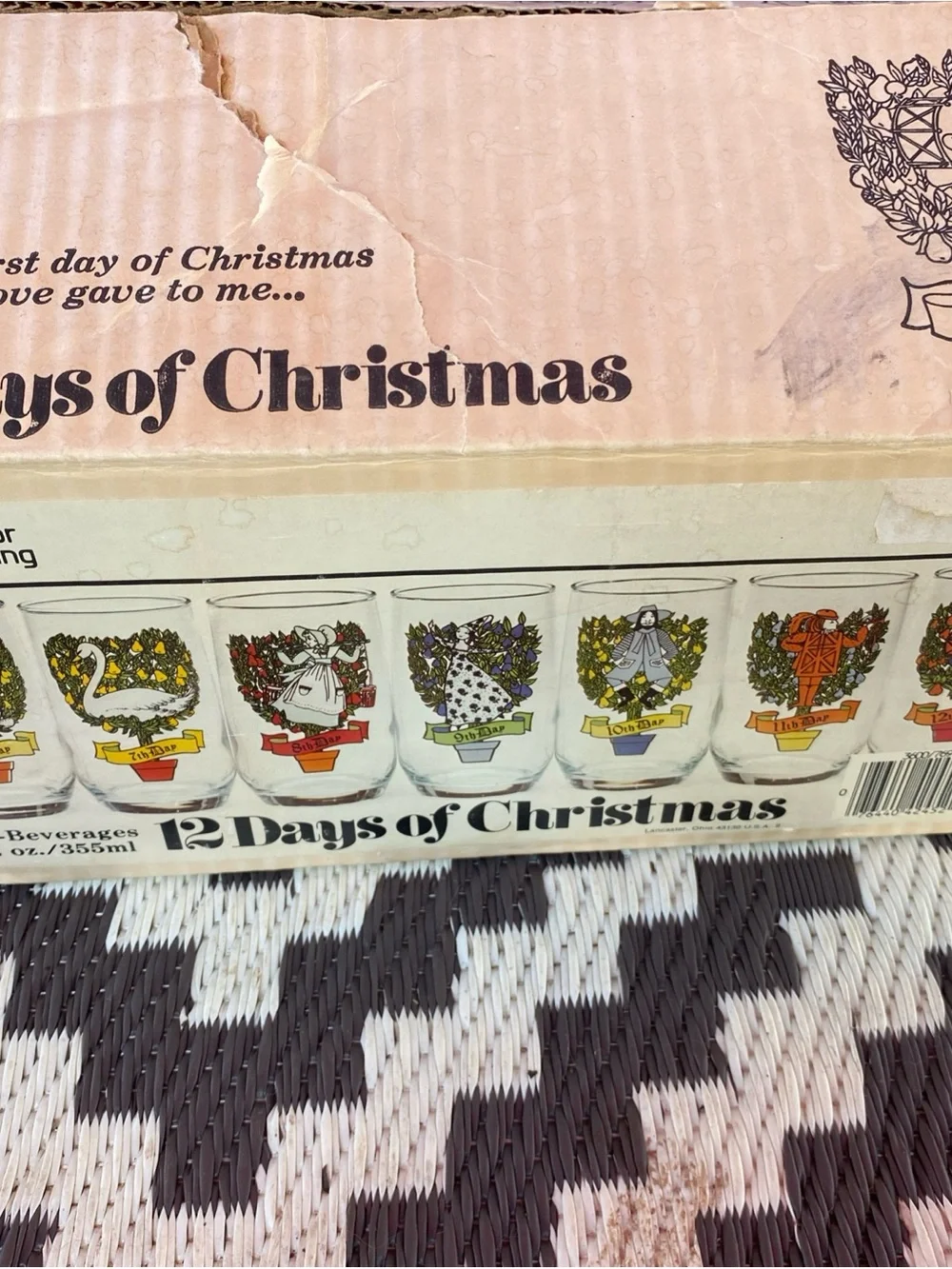 Anchor Hocking 12 Days of Christmas Holiday Glasses - Set with Box
